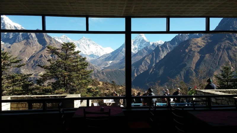 Top-10-Highest-Altitude-Hotels-With-Breathtaking-Views.jpeg