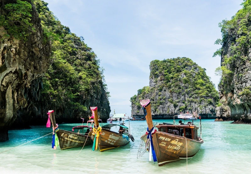 Top-10-The-Most-Beautiful-Must-Visit-Islands-in-Thailand.jpeg