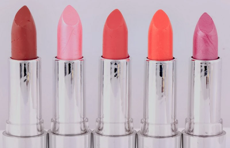Top-10-Useful-Lipstick-Hacks-That-Every-Lady-Needs-to-Know.jpg