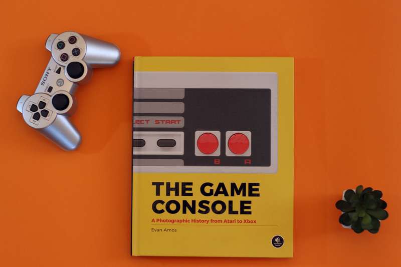 The Game Console: A Photographic History from Atari to Xbox book