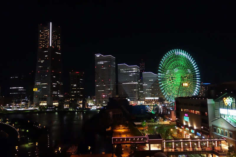 Yokohama Ferris Wheel during the night