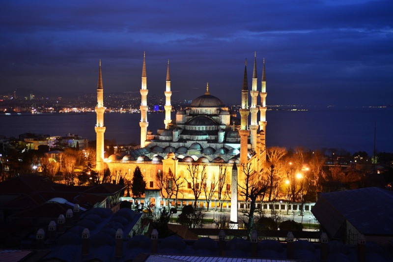 Blue Mosque or Sultan Ahmed Mosque in Istanbul during the night