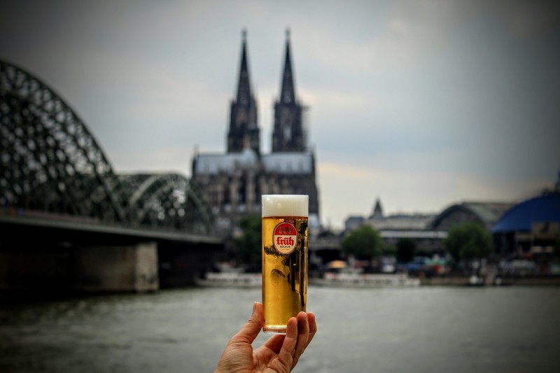 Kölsch beer in front of Cologne Cathedral
