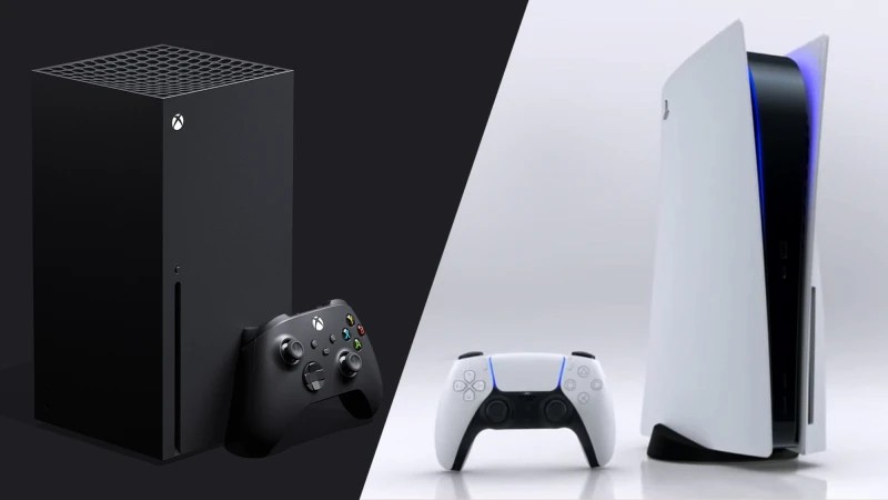 Xbox Series X and PlayStation 5 with a disc drive